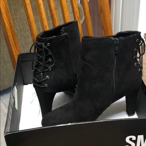 Brand new black metaphor shoes.